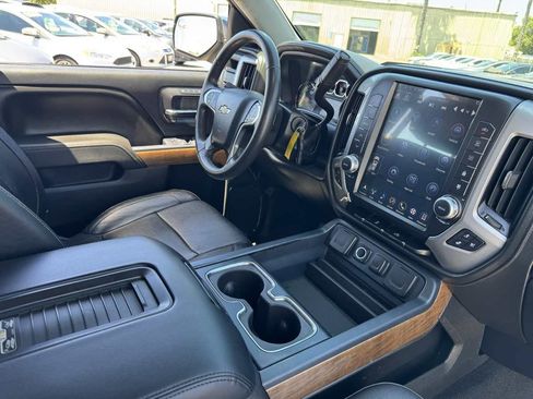Used 2016 Chevrolet Silverado 1500 LTZ RWD image 15