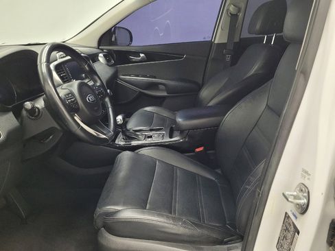 Used 2017 Kia Sorento SX image 17