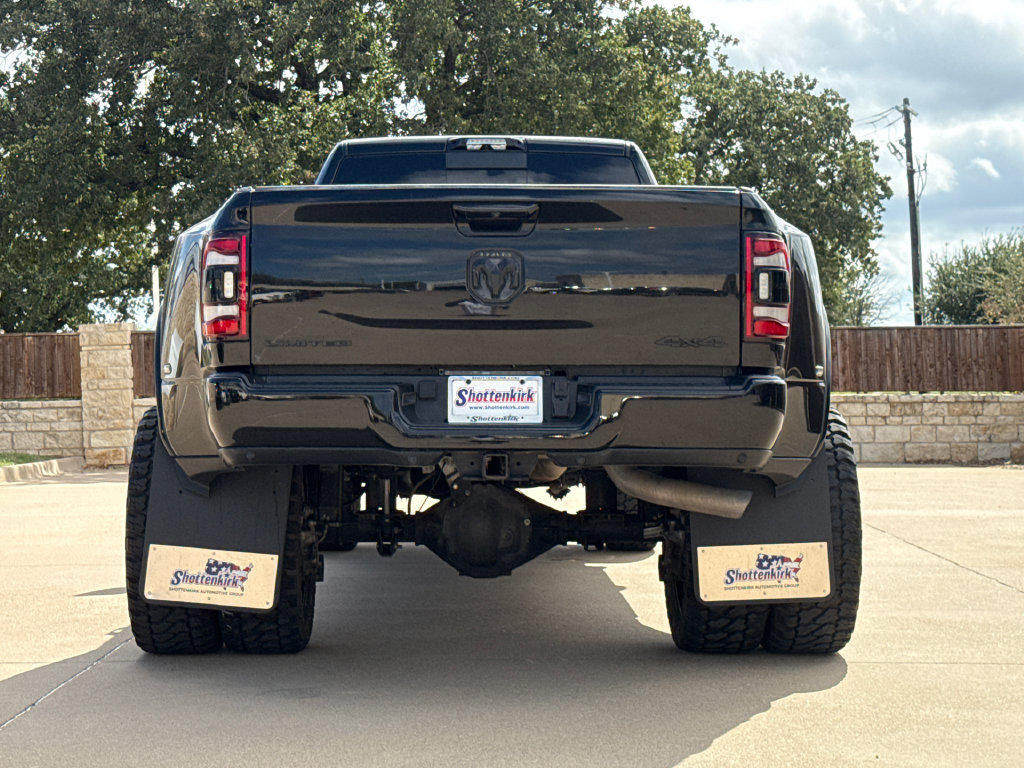 Used 2024 RAM 3500 Limited w/ Night Edition AWD/4WD image 8
