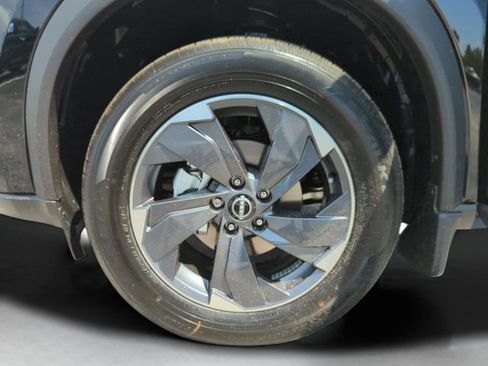 New 2026 Nissan Rogue SV w/ Cold Weather Package FWD image 15
