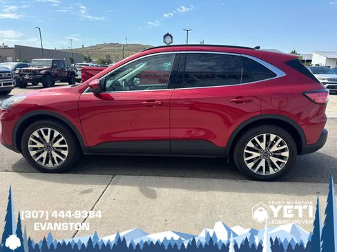 Used 2022 Ford Escape Titanium AWD/4WD image 6