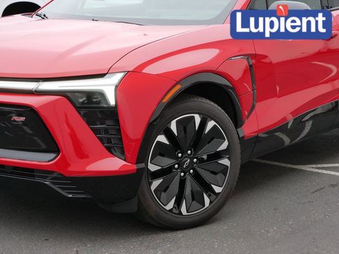 Certified 2024 Chevrolet Blazer EV RS image 27