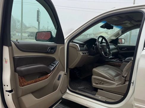 Used 2015 Chevrolet Tahoe LTZ AWD/4WD image 10
