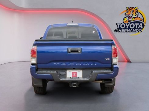 Used 2023 Toyota Tacoma TRD Sport AWD/4WD image 6