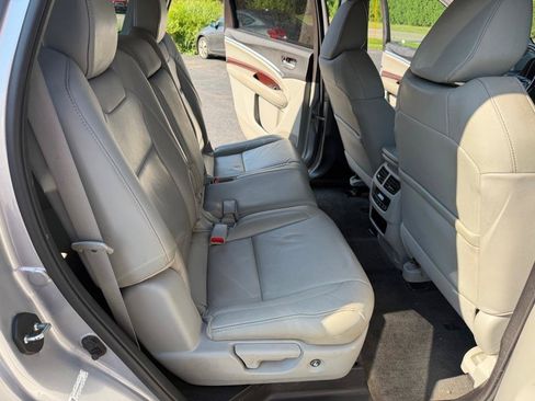 Used 2016 Acura MDX SH-AWD w/ Technology Package image 9