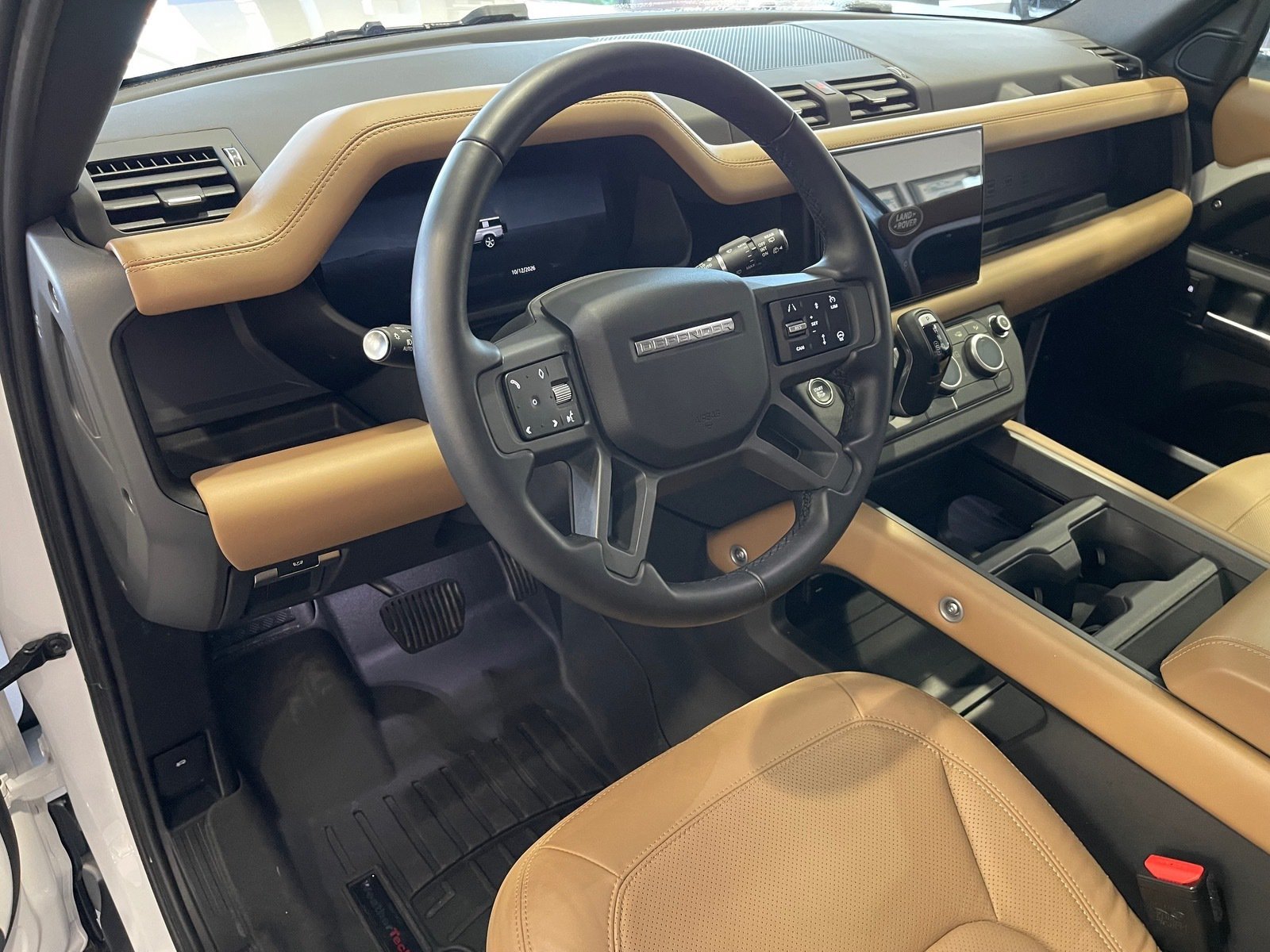 Used 2025 Land Rover Defender 130 S AWD/4WD image 25