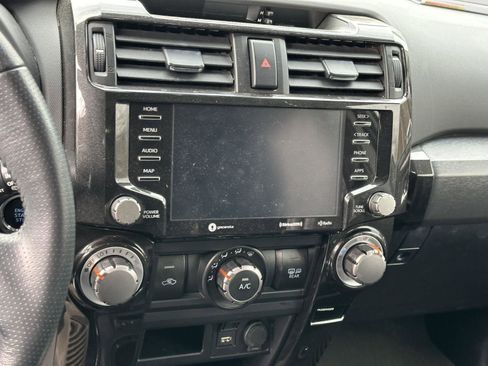 Used 2022 Toyota 4Runner TRD Off-Road Premium image 11