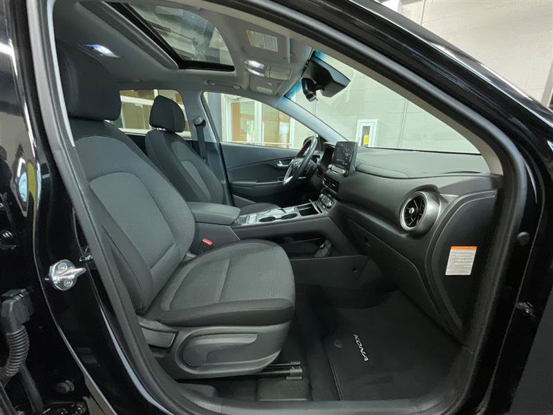 Used 2023 Hyundai Kona SEL FWD image 29