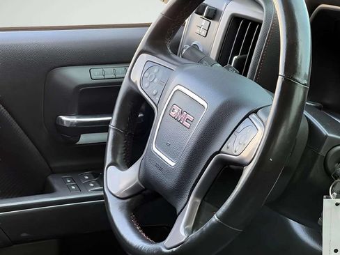 Used 2017 GMC Sierra 1500 SLT AWD/4WD image 25