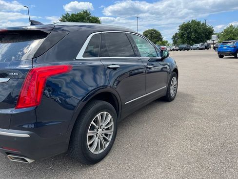 Used 2017 Cadillac XT5 Luxury w/ Driver Awareness Package AWD/4WD image 5