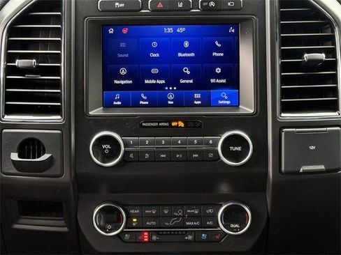 Used 2021 Ford Expedition Limited image 17