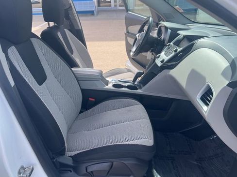 Used 2015 Chevrolet Equinox LT w/ Driver Convenience Package image 16