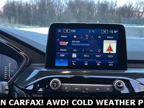 Used 2024 Ford Escape ST-Line image 13