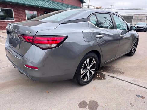 Used 2021 Nissan Sentra SV image 5