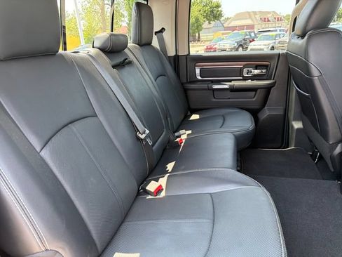 Used 2017 RAM 1500 Laramie w/ Convenience Group AWD/4WD image 28