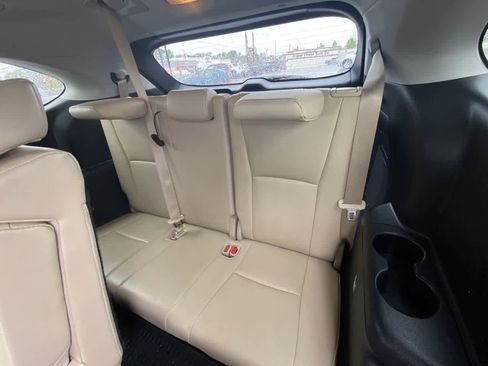 Used 2023 Toyota Highlander Limited image 23