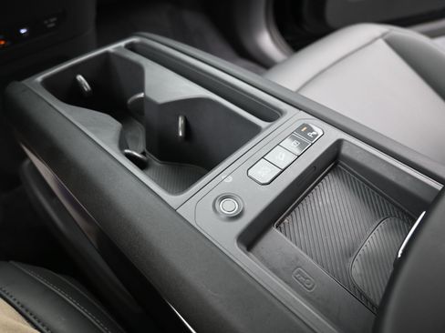 Used 2024 Kia EV9 Light image 26