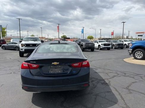 Used 2017 Chevrolet Malibu LS FWD image 8