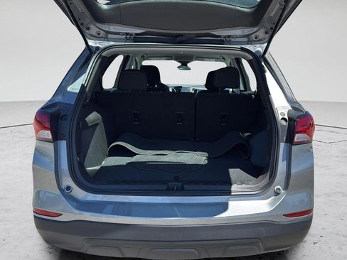 Used 2024 Chevrolet Equinox LS FWD image 28