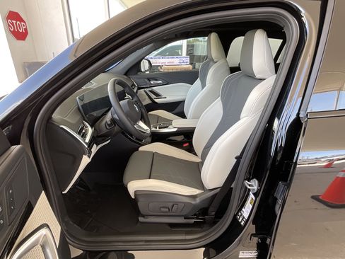 New 2026 BMW X2 xDrive28i w/ Technology Package image 9