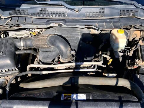 Used 2014 RAM 2500 SLT image 31