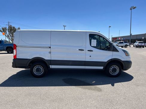 Used 2016 Ford Transit 250 130 Low Roof RWD image 6