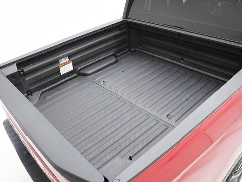 Used 2025 Honda Ridgeline Sport image 9