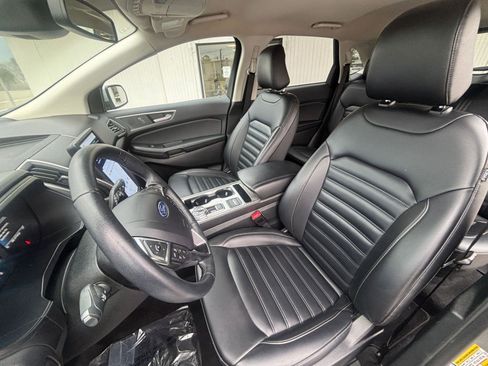 Used 2024 Ford Edge SEL image 36