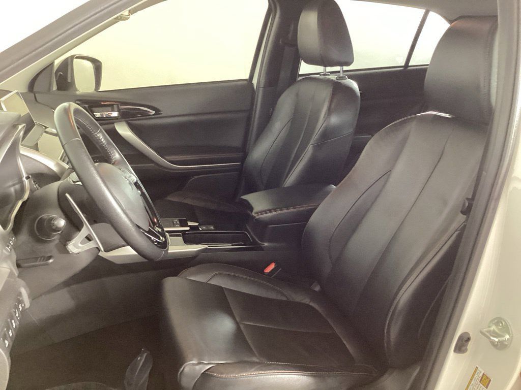 Used 2018 Mitsubishi Eclipse Cross SEL AWD/4WD image 10