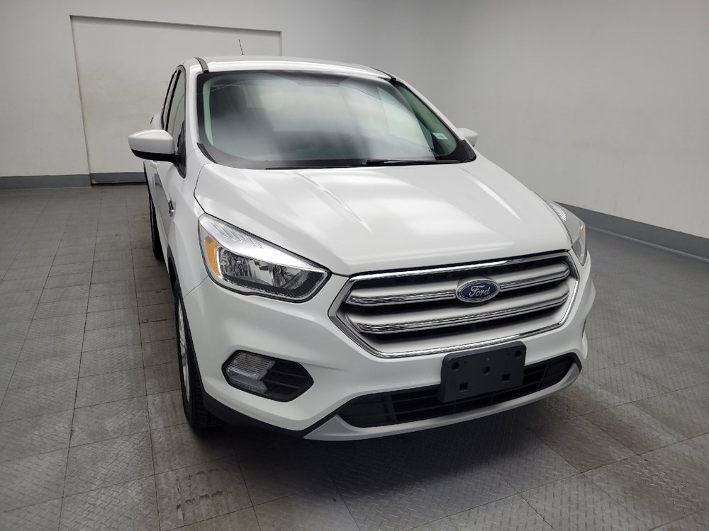 Used 2019 Ford Escape SE FWD image 14