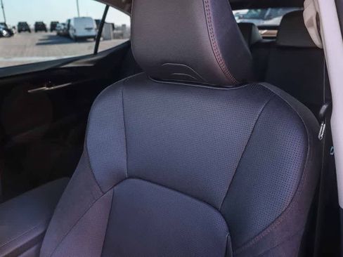 Used 2025 Toyota Camry XLE FWD image 25