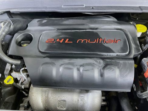Used 2022 Jeep Compass Trailhawk w/ Sun and Sound Group AWD/4WD image 28