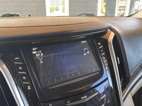 Used 2018 Cadillac Escalade Luxury w/ LPO, Radiant Package RWD image 26