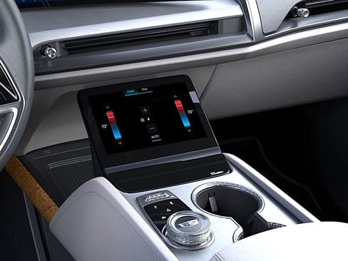 New 2027 Cadillac Vistiq Luxury w/ LPO, Trailering Package AWD/4WD image 23