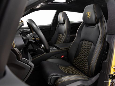 Used 2023 Lamborghini Urus S image 30