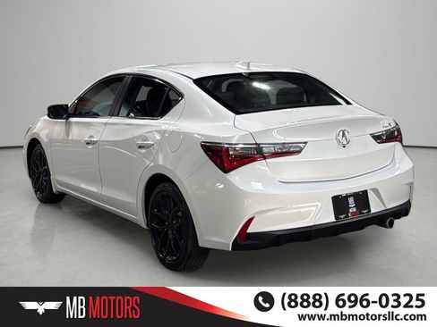 Used 2020 Acura ILX w/ Premium Package FWD image 3