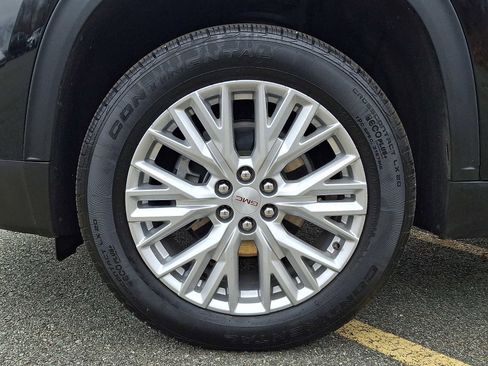 Used 2024 GMC Acadia Elevation image 8