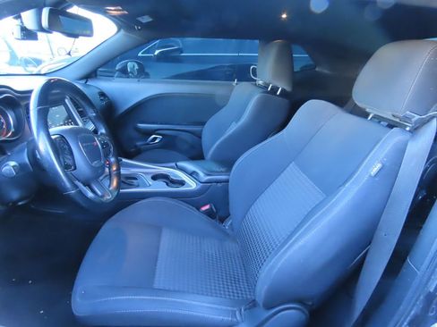 Used 2019 Dodge Challenger R/T image 10