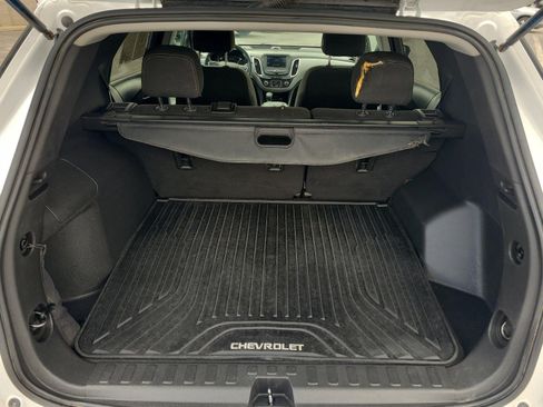 Used 2023 Chevrolet Equinox LS w/ LS Convenience Package FWD image 27