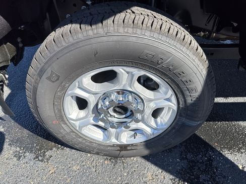 New 2026 Ford F250 XLT image 24