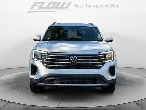 New 2026 Volkswagen Atlas SE image 2