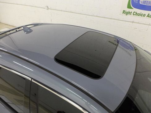 Used 2021 Honda Civic EX image 11
