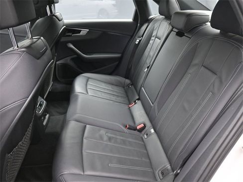 Used 2023 Audi A4 2.0T Premium Plus image 10