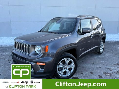 Used 2020 Jeep Renegade Limited w/ Trailer Tow Group image 4