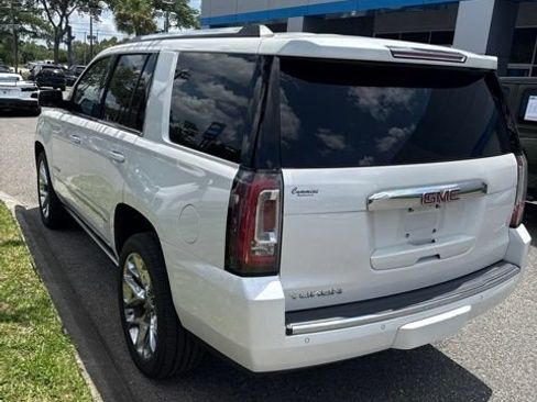 Used 2019 GMC Yukon Denali w/ Denali Ultimate Package AWD/4WD image 8