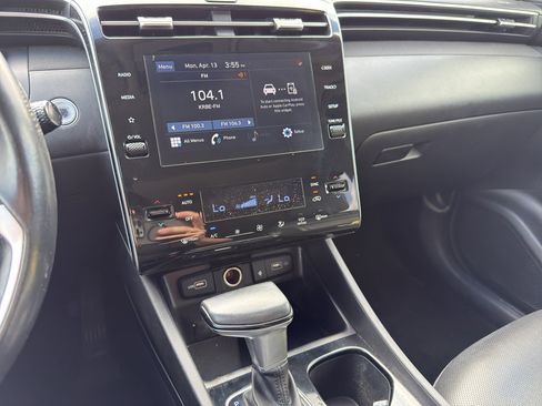 Used 2023 Hyundai Tucson SEL w/ Convenience Package FWD image 17