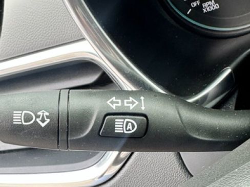 Used 2024 Chevrolet Equinox LT image 16