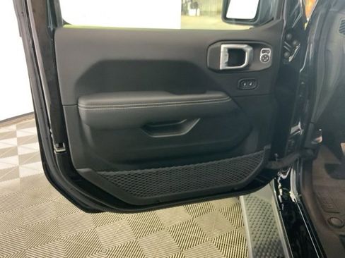 Used 2022 Jeep Wrangler Unlimited Sahara 4xe w/ Cold Weather Group image 17