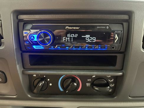 Used 2003 Ford Excursion XLT AWD/4WD image 22