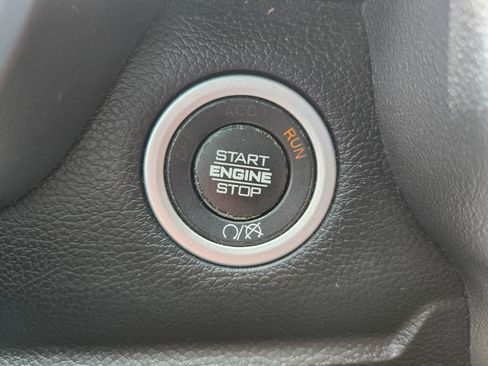 Used 2019 RAM 2500 Big Horn image 34